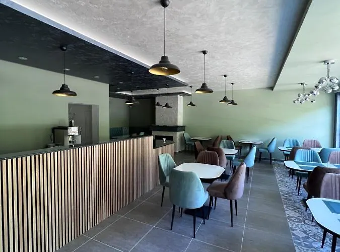 アパート Cafe Braun